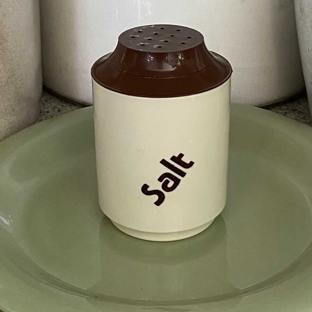 NEW VINTAGE-Retro MCM Brown & Tan 70’s “Salt” Shaker